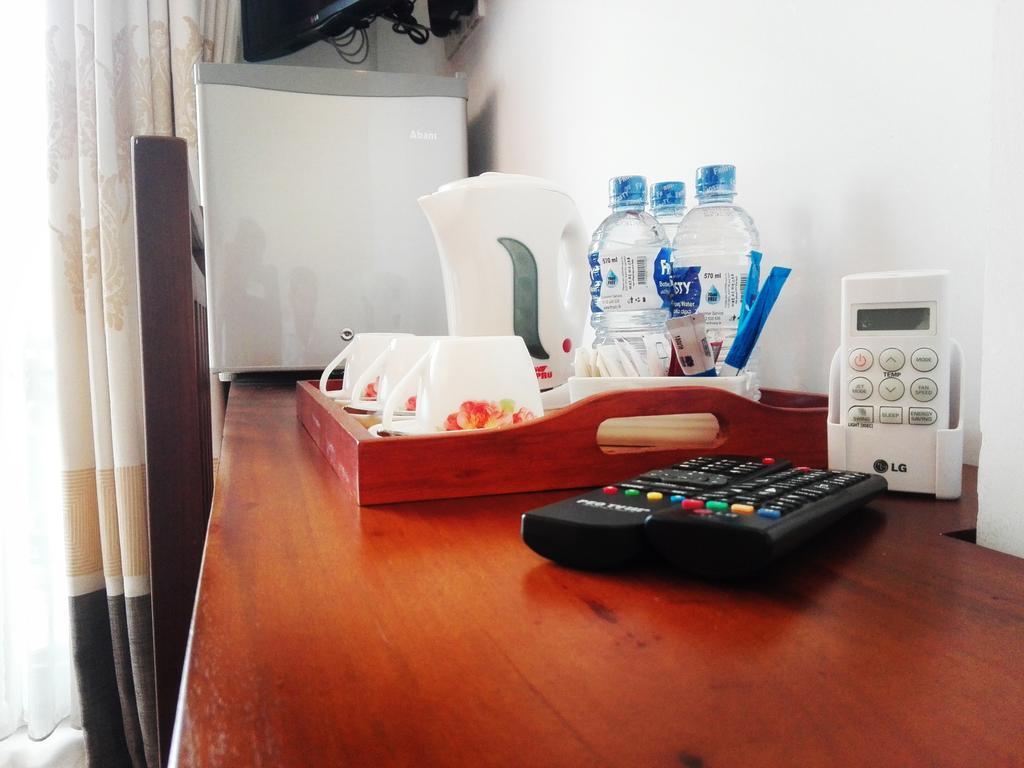 莉雅酒店 康提 外观 照片